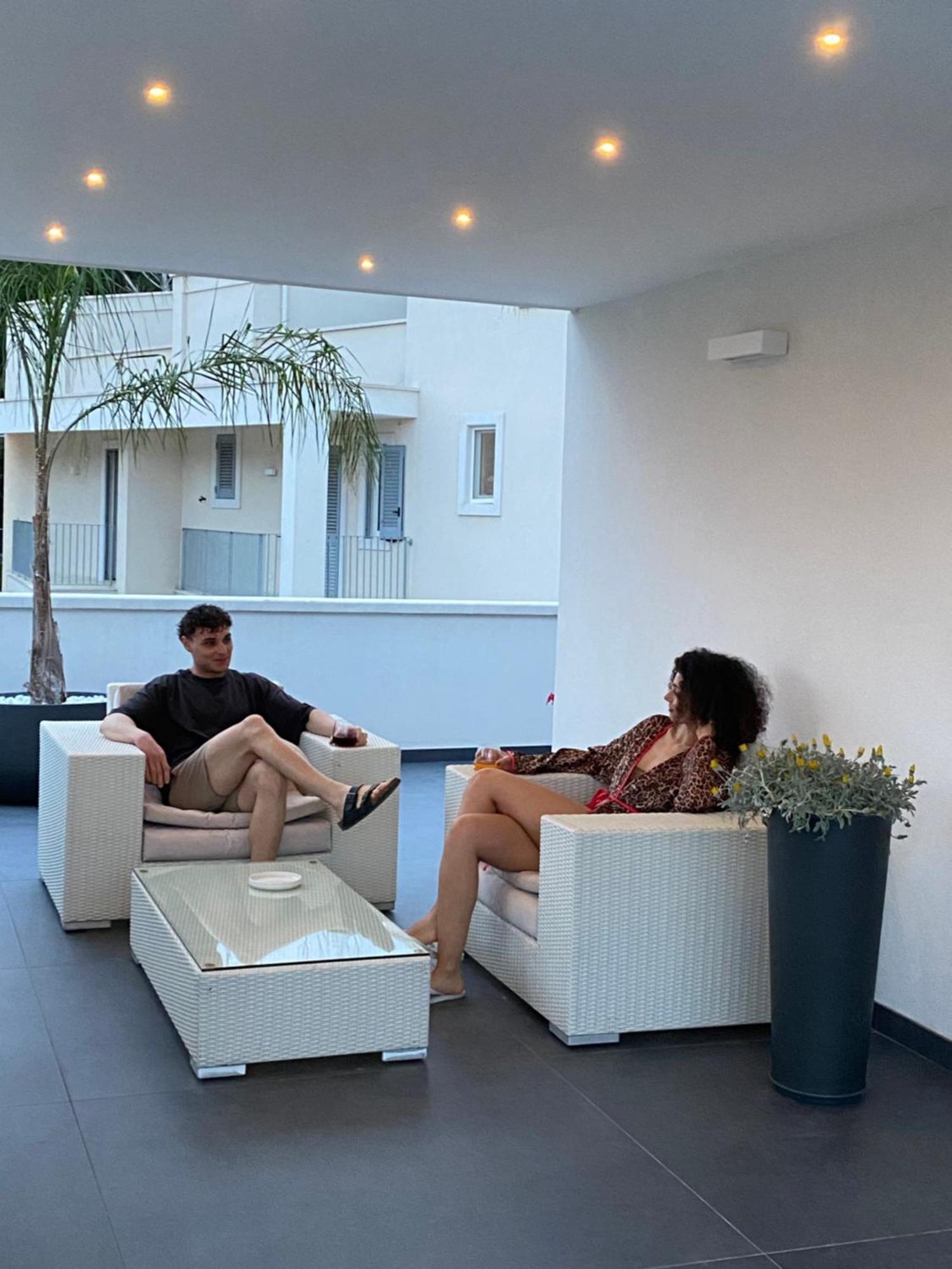 Palms Suites Fasano Esterno foto